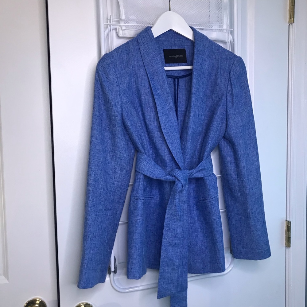 Banana Republic lilac linen belted blazer